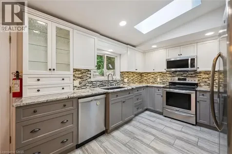 57 Maplewood Place Kitchener ON N2H 4L4