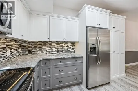 57 Maplewood Place Kitchener ON N2H 4L4