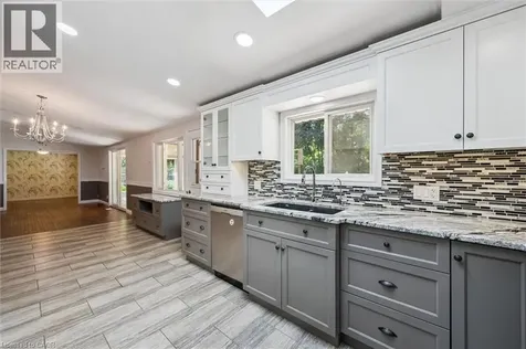 57 Maplewood Place Kitchener ON N2H 4L4