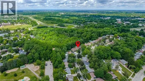 57 Maplewood Place Kitchener ON N2H 4L4