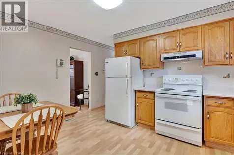 73 Brunswick Avenue Kitchener ON N2H 4E7