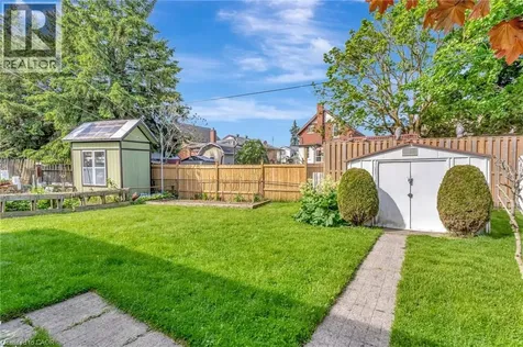73 Brunswick Avenue Kitchener ON N2H 4E7