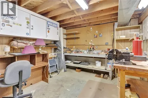 73 Brunswick Avenue Kitchener ON N2H 4E7