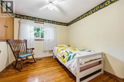 197 Borden Street Sarnia ON N7S 1E7
