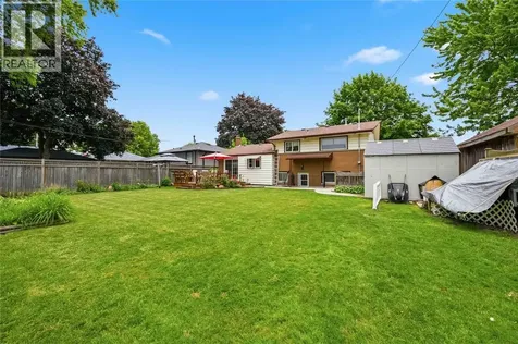 197 Borden Street Sarnia ON N7S 1E7