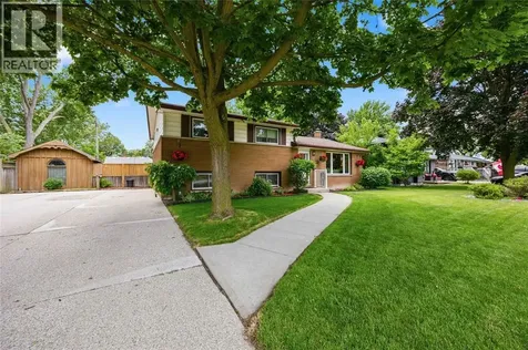 197 Borden Street Sarnia ON N7S 1E7