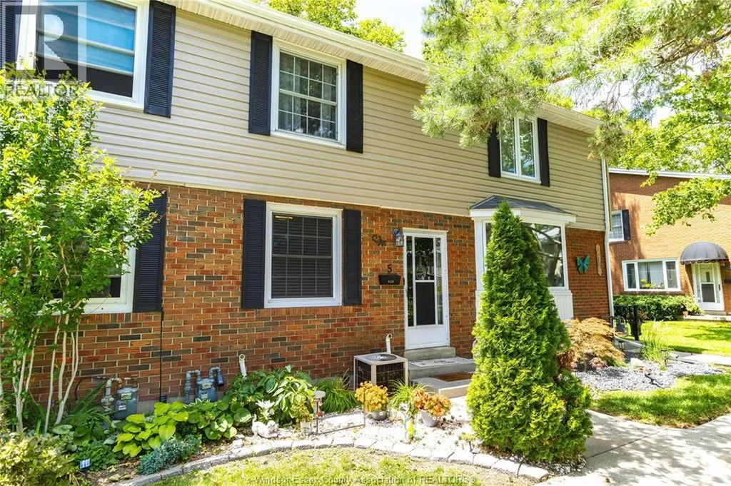 8418 Little River Boulevard Windsor ON N8S 2B5