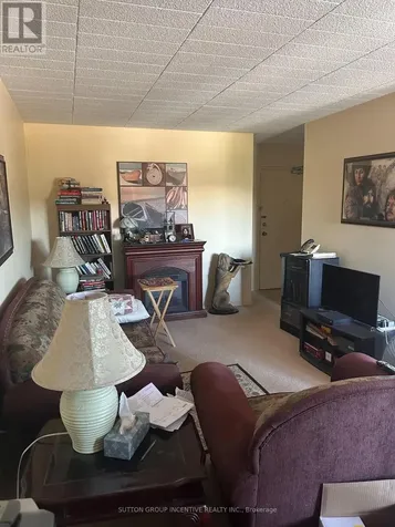 184 Eighth Street Collingwood ON L9Y 2C8
