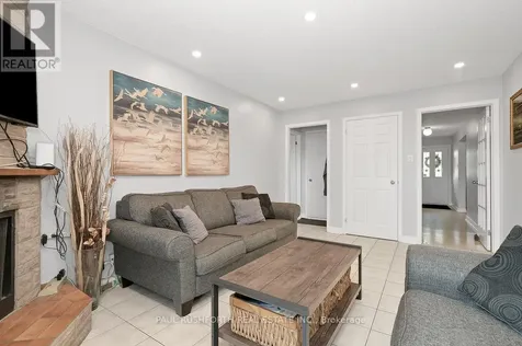 157 Craig Henry Drive Ottawa ON K2G 3Z8