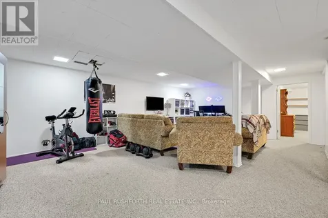 157 Craig Henry Drive Ottawa ON K2G 3Z8