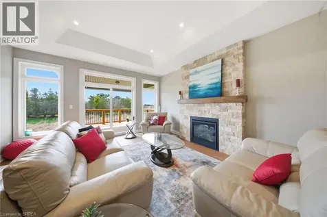 105 Craddock Boulevard Jarvis ON N0A 1J0