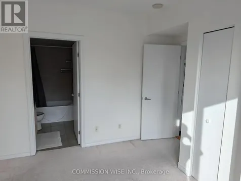 200 Rideau Street Ottawa ON K1N 5Y1