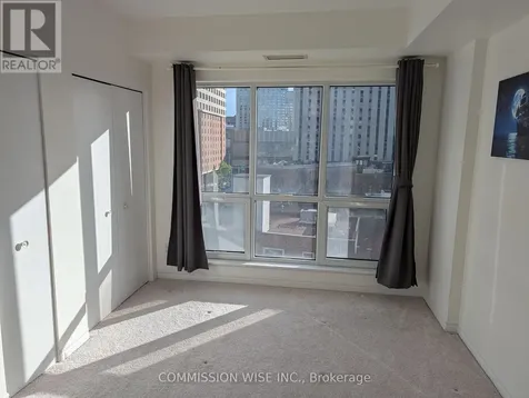 200 Rideau Street Ottawa ON K1N 5Y1