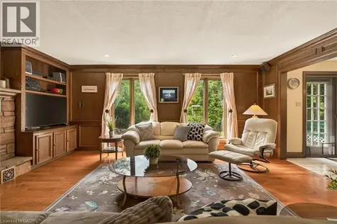 20 Tamwood Court Stoney Creek ON L8J 2L2
