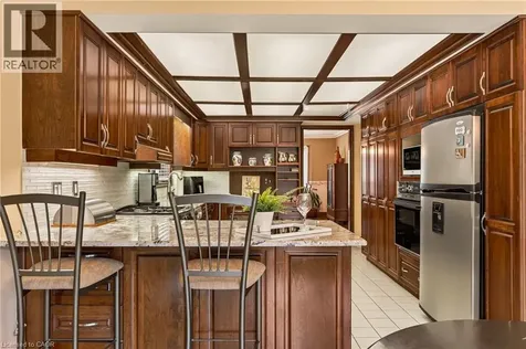 20 Tamwood Court Stoney Creek ON L8J 2L2