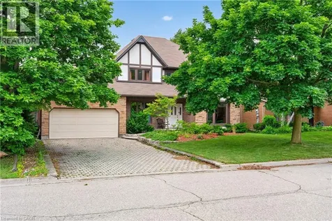 20 Tamwood Court Stoney Creek ON L8J 2L2