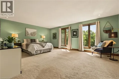 20 Tamwood Court Stoney Creek ON L8J 2L2