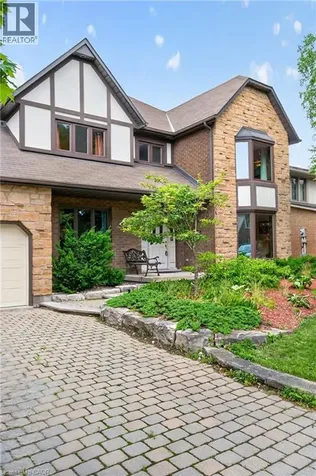 20 Tamwood Court Stoney Creek ON L8J 2L2