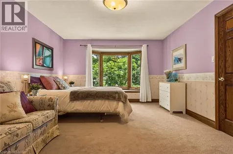20 Tamwood Court Stoney Creek ON L8J 2L2