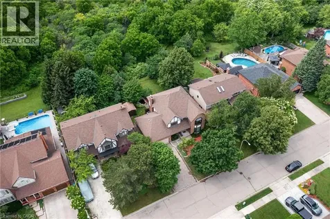 20 Tamwood Court Stoney Creek ON L8J 2L2