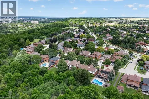 20 Tamwood Court Stoney Creek ON L8J 2L2