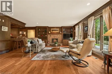 20 Tamwood Court Stoney Creek ON L8J 2L2