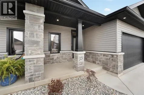 125 Brighton Place Chatham ON N7L 0G7