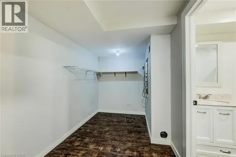 208 Featherstone Crescent Kitchener ON N2R 1Z3