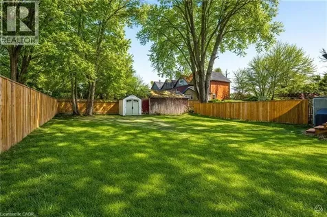 35 Dundas Street Dundas ON L8H 1A1