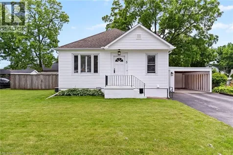 3 Philpark Road St. Catharines ON L2N 4E4