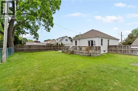 3 Philpark Road St. Catharines ON L2N 4E4