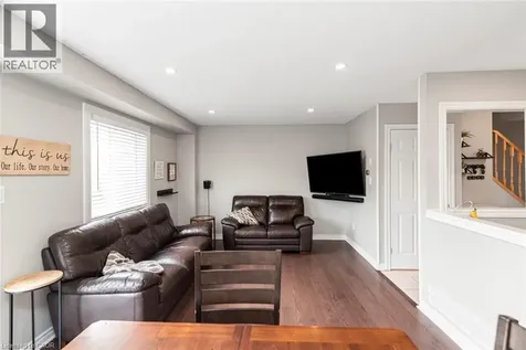 30 Braemar Avenue Caledonia ON N3W 2M1