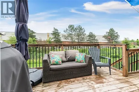 30 Braemar Avenue Caledonia ON N3W 2M1