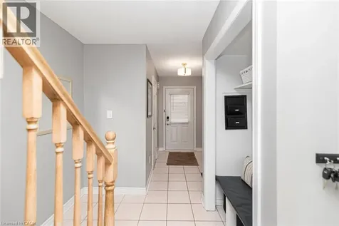 30 Braemar Avenue Caledonia ON N3W 2M1