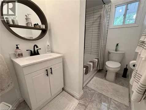 227 Silverbirch Boulevard Mount Hope ON L0R 1W0