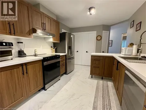 227 Silverbirch Boulevard Mount Hope ON L0R 1W0
