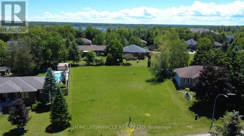 31 Fairway Crescent Wasaga Beach ON L9Z 1B9