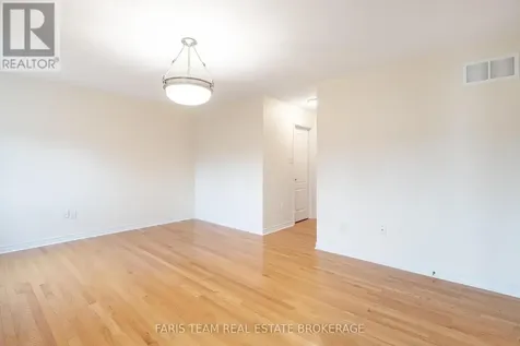 26 Barrington Trail Collingwood ON L9Y 0G1