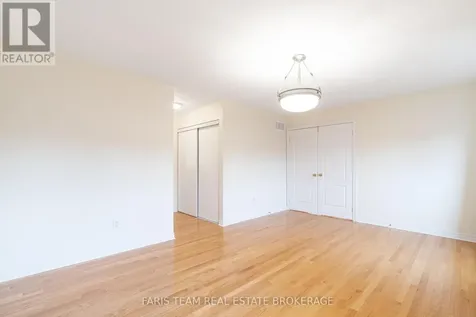 26 Barrington Trail Collingwood ON L9Y 0G1