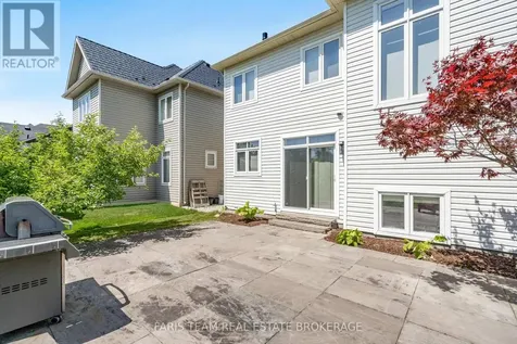 26 Barrington Trail Collingwood ON L9Y 0G1