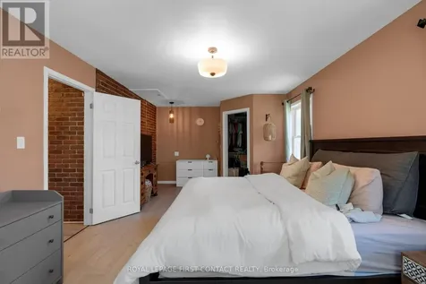 762 Dominion Avenue Midland ON L4R 1S3