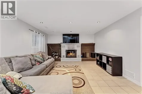 1723 Homestead Lane Lasalle ON N9H 2C7