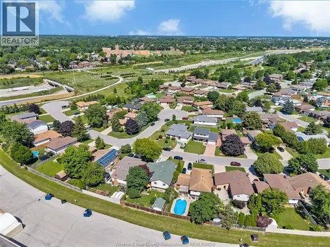 1723 Homestead Lane Lasalle ON N9H 2C7