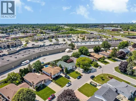 1723 Homestead Lane Lasalle ON N9H 2C7