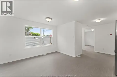24 Regina Drive Lakeshore ON N8N 2P4