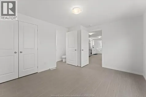 24 Regina Drive Lakeshore ON N8N 2P4