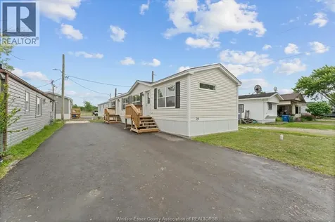 24 Regina Drive Lakeshore ON N8N 2P4