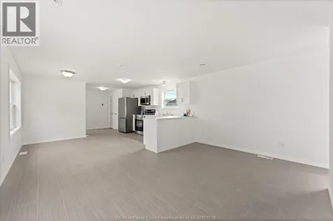 24 Regina Drive Lakeshore ON N8N 2P4