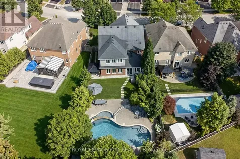 63 Campbell Drive Uxbridge ON L9P 0B3