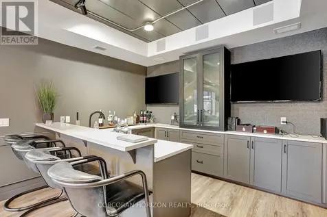 618 King Street West Kitchener ON N2G 1C8